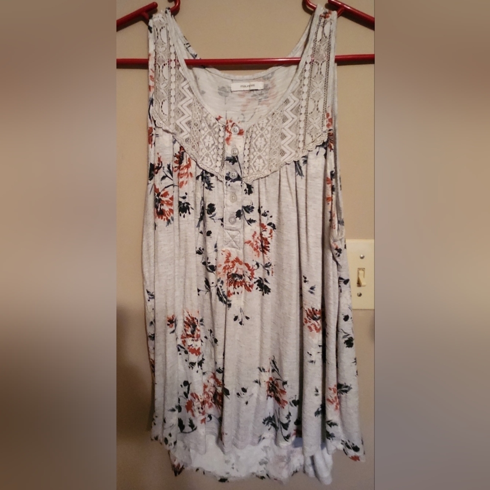 Maurices Tank